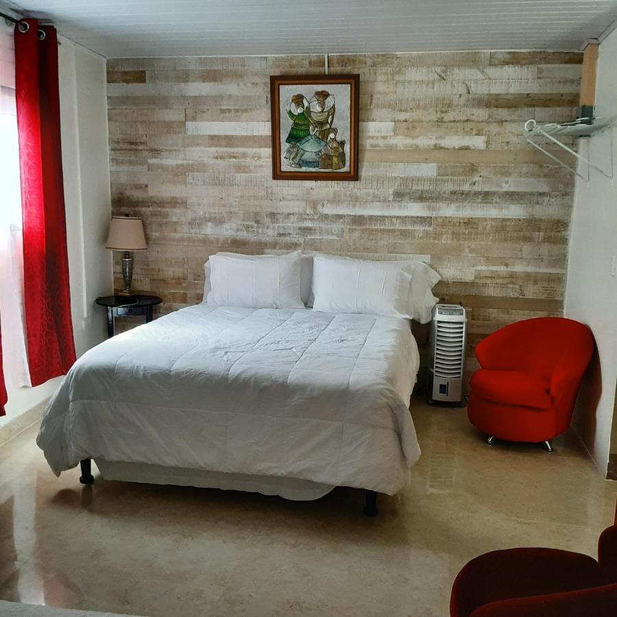 Rancha Azul Inn Alajuela Екстериор снимка