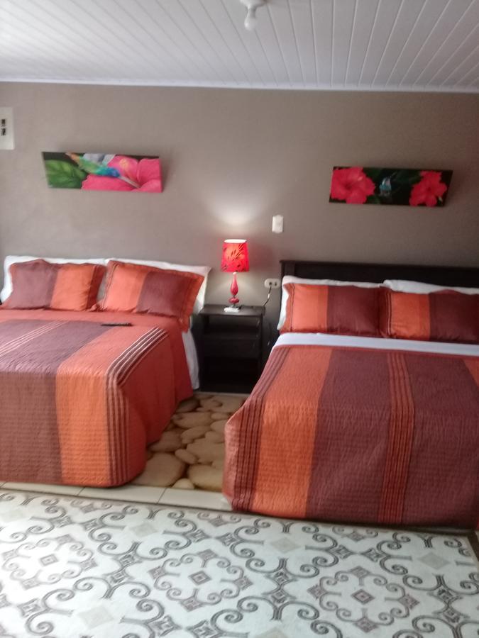 Rancha Azul Inn Alajuela Екстериор снимка